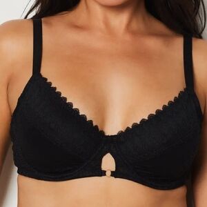 Etam New Chic Black Lace Underwire Bra